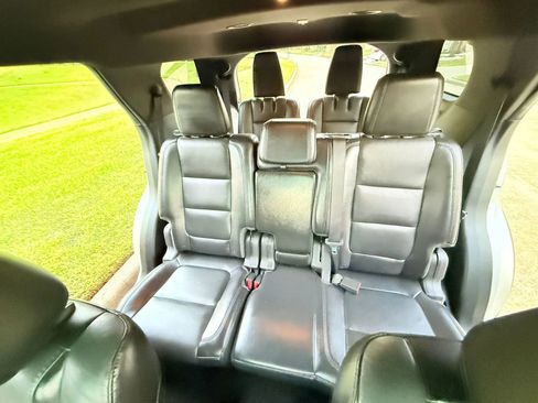 Used 2013 Ford Explorer Limited image 13