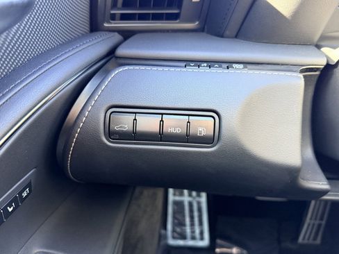 Used 2022 Lexus LC 500 Convertible w/ Touring Package image 31