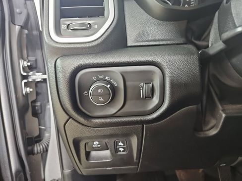 Used 2021 RAM 1500 Big Horn AWD/4WD image 30