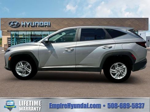 New 2026 Hyundai Tucson SE image 3
