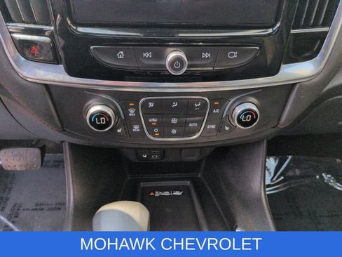Certified 2023 Chevrolet Traverse RS AWD/4WD image 36
