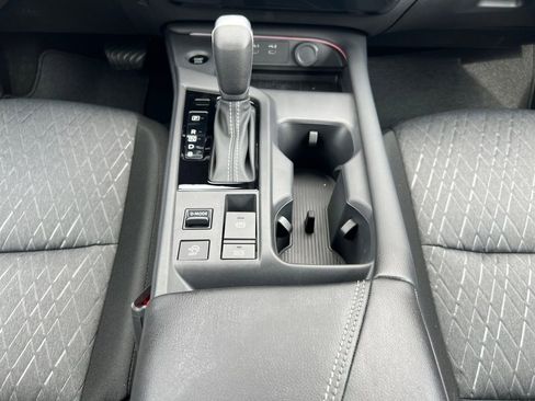 New 2026 Nissan Sentra SV FWD image 11