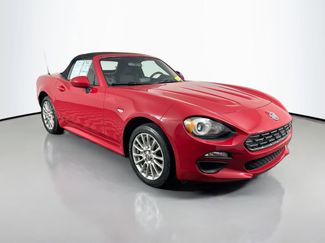 Used 2019 FIAT 124 Spider Classica video 1