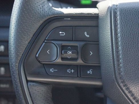 Used 2025 Toyota Tacoma TRD Pro w/ Tow Tech Package AWD/4WD image 10