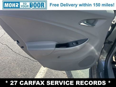 Used 2017 Chevrolet Volt LT w/ Comfort Package image 32