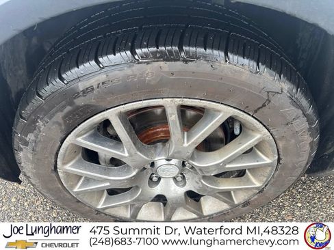 Used 2019 Buick Encore Sport Touring FWD image 9
