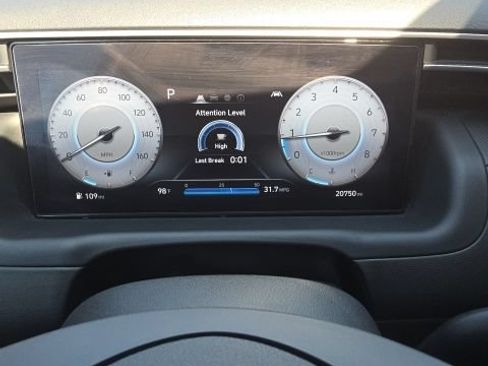 Used 2023 Hyundai Santa Cruz SEL w/ Activity Package FWD image 14
