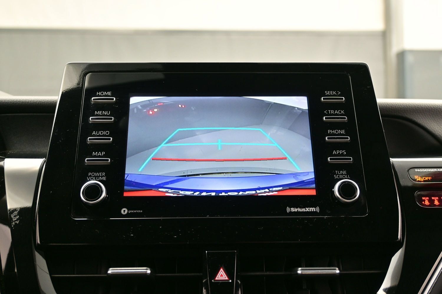 Used 2024 Toyota Camry SE FWD image 19
