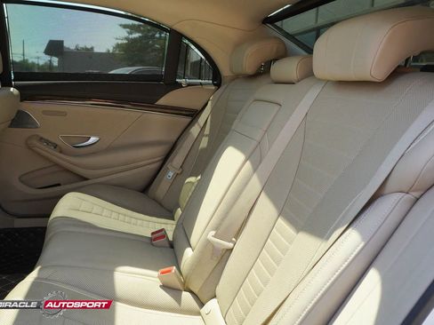 Used 2016 Mercedes-Benz S 550 4MATIC Sedan image 25