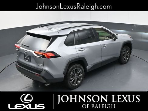 Used 2025 Toyota RAV4 Limited w/ Advanced Technology Package image 28
