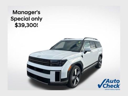 Used 2025 Hyundai Santa Fe Limited image 1