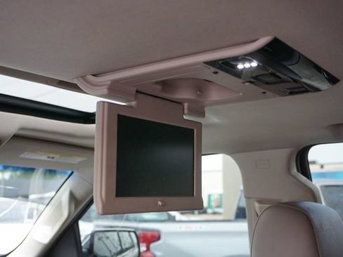 Used 2016 Chevrolet Tahoe LTZ RWD image 6