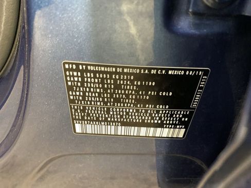 Used 2020 Volkswagen Tiguan SEL image 40