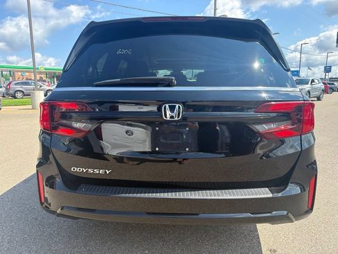 Used 2025 Honda Odyssey EX-L image 7