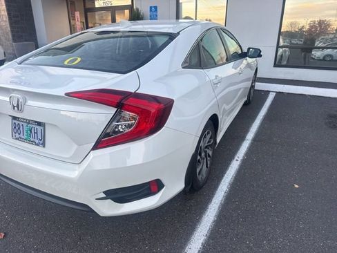 Used 2017 Honda Civic EX image 5