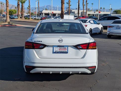 New 2025 Nissan Altima 2.5 S image 4