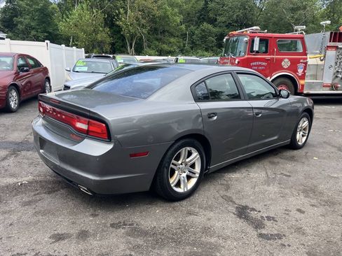 Used 2011 Dodge Charger Rallye RWD image 7