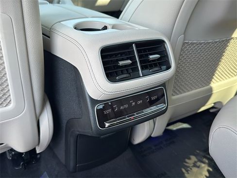 New 2026 Mercedes-Benz GLS 450 4MATIC image 12
