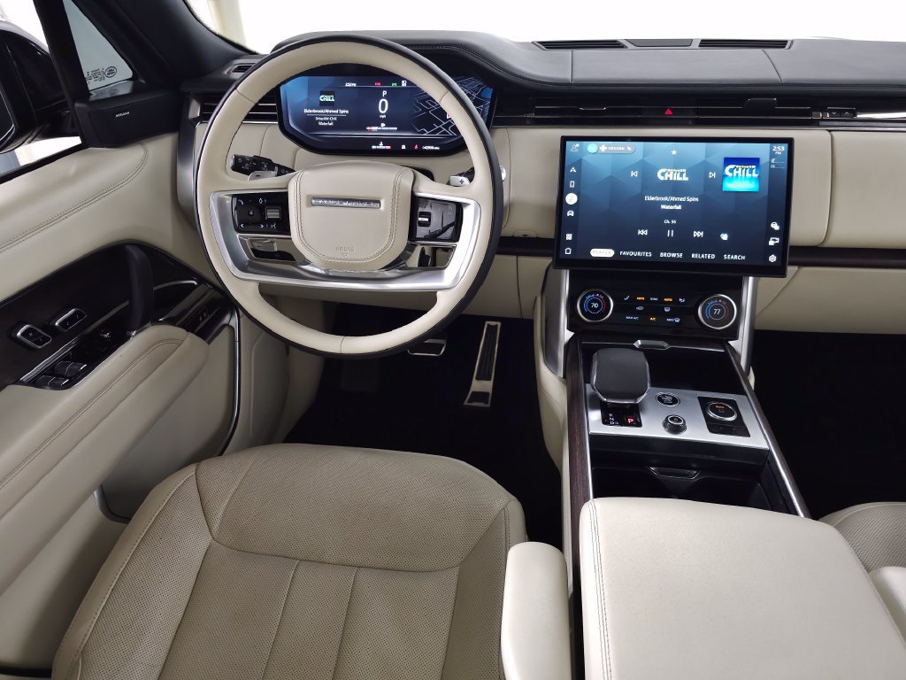 Used 2023 Land Rover Range Rover SE AWD/4WD image 19