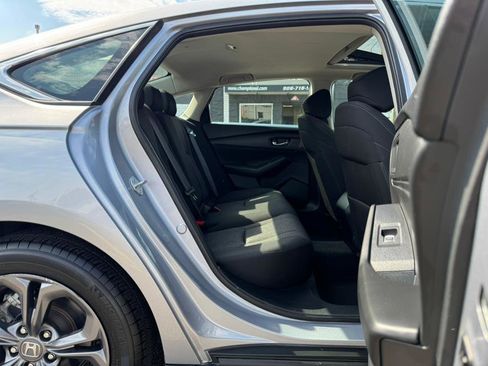 Used 2023 Honda Accord EX image 23