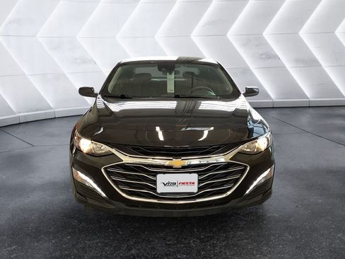 Used 2024 Chevrolet Malibu LT FWD image 2