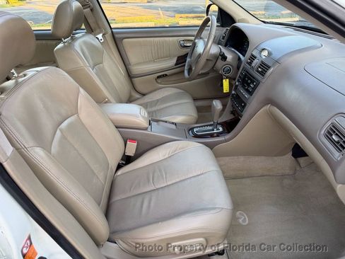 Used 2001 INFINITI I30 image 35