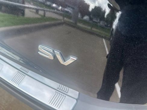 Used 2022 Nissan Rogue SV FWD image 4