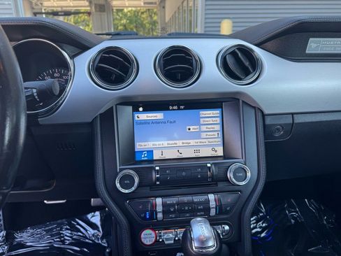 Used 2016 Ford Mustang Premium image 17