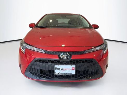 Certified 2021 Toyota Corolla LE FWD image 2