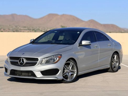 Used 2014 Mercedes-Benz CLA 250 image 9