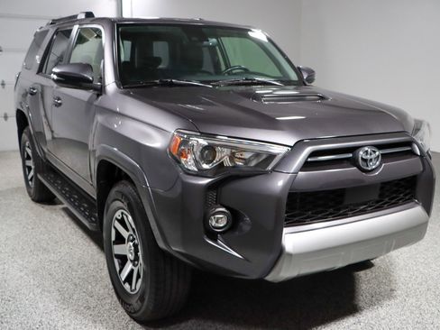 Used 2023 Toyota 4Runner TRD Off-Road Premium image 5