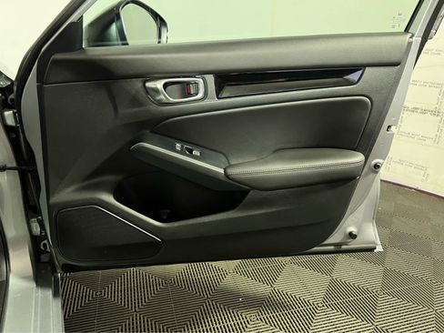 Used 2025 Honda Civic Sport Touring image 25