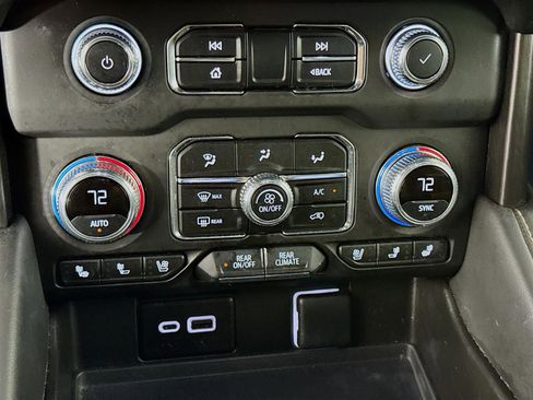 Certified 2024 GMC Yukon XL AT4 w/ Technology Package image 17