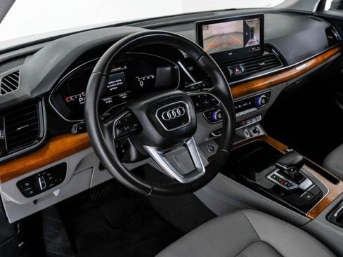 Used 2022 Audi Q5 2.0T Premium Plus AWD/4WD image 12