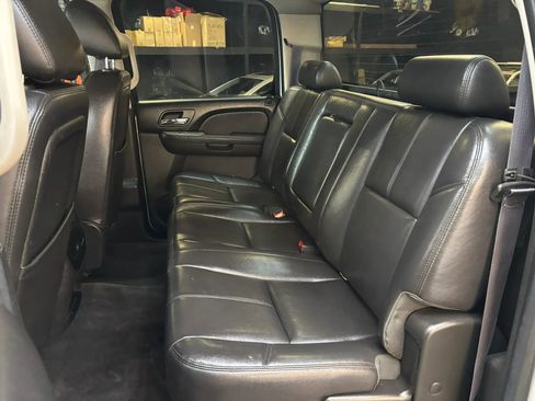 Used 2014 Chevrolet Silverado 3500 LTZ w/ LTZ Plus Package AWD/4WD image 12