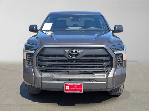 Used 2025 Toyota Tundra SR5 w/ SR5 Premium Package RWD image 8