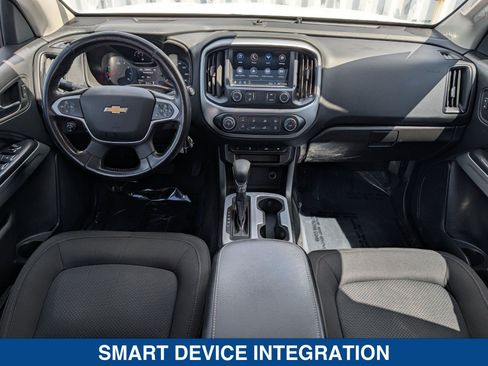 Used 2022 Chevrolet Colorado LT w/ LT Convenience Package AWD/4WD image 15