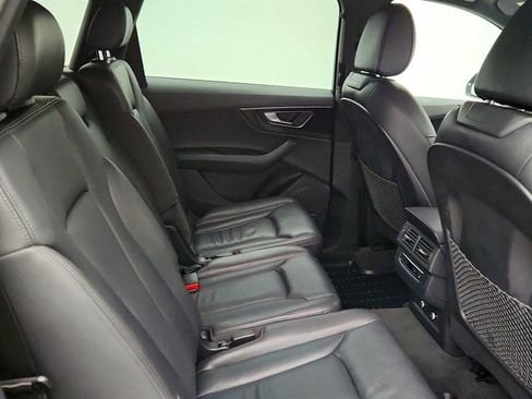 Used 2019 Audi Q7 3.0T Premium Plus w/ Premium Plus Package image 24