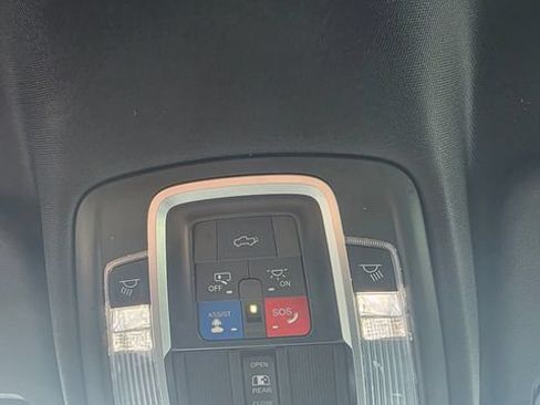 Used 2022 RAM 1500 Limited w/ Off Road Group AWD/4WD image 21
