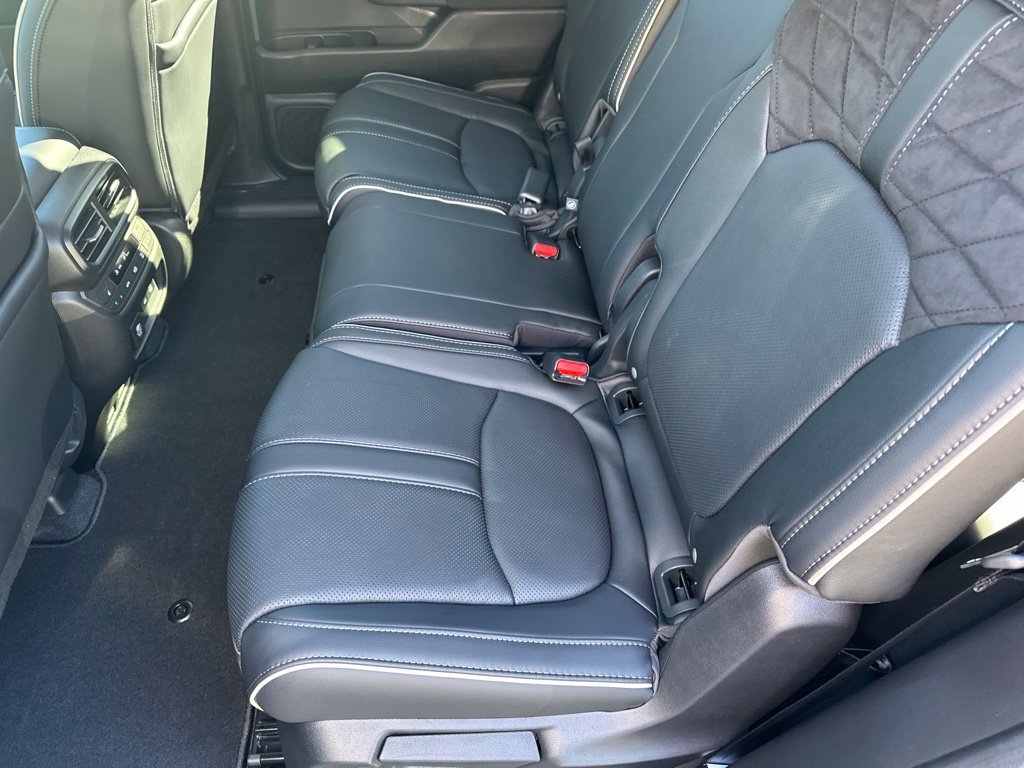 New 2026 Honda Pilot Elite image 15