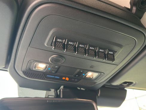 Used 2025 Ford Bronco Raptor AWD/4WD image 20