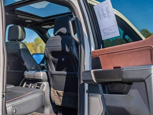 Certified 2022 Ford F150 Lariat w/ Equipment Group 502A High image 15