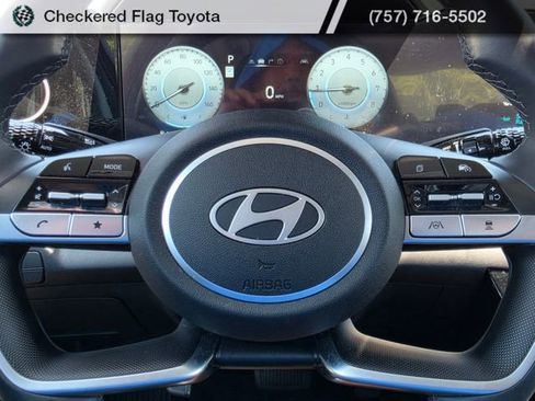 Used 2024 Hyundai Elantra SEL w/ Convenience Package FWD image 14