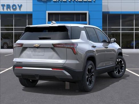 New 2026 Chevrolet Equinox LT FWD image 4