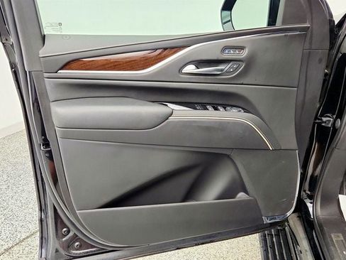 Used 2023 Cadillac Escalade ESV Sport Platinum AWD/4WD image 11
