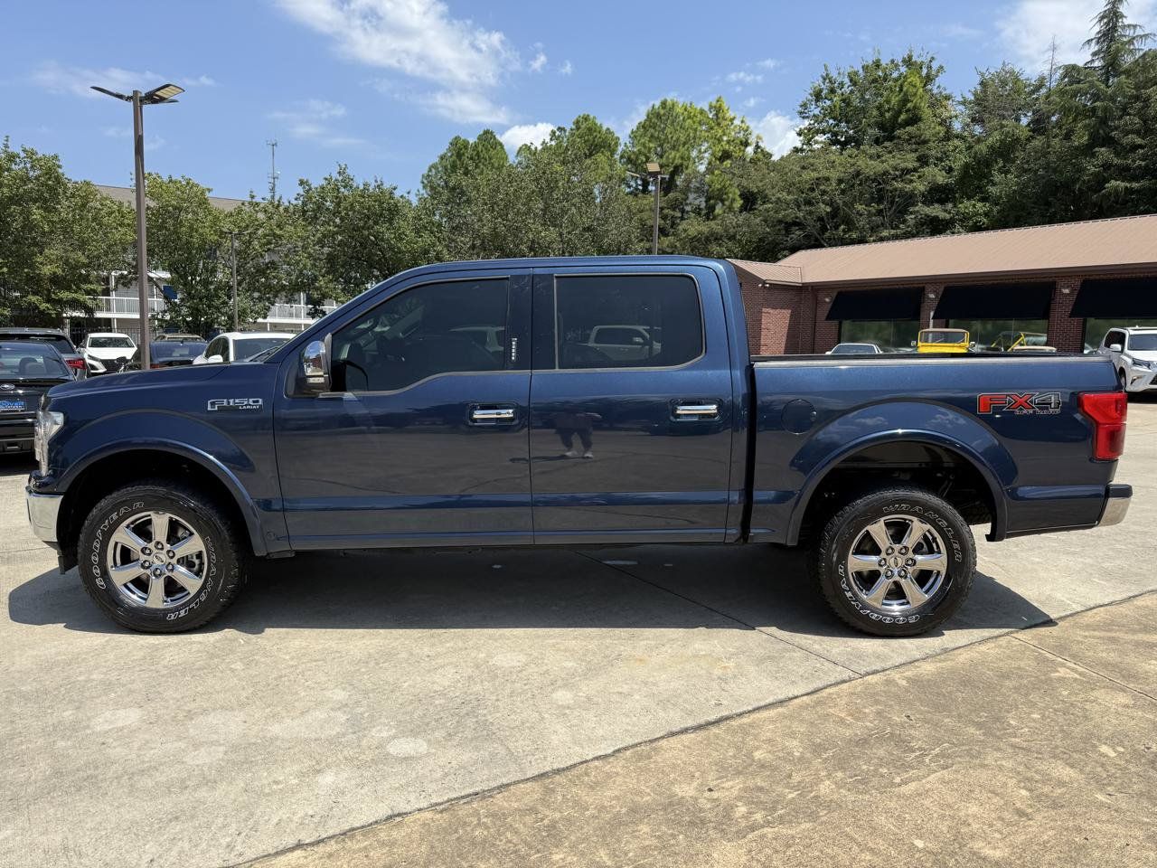 Used 2020 Ford F150 Lariat w/ Equipment Group 502A Luxury AWD/4WD image 2