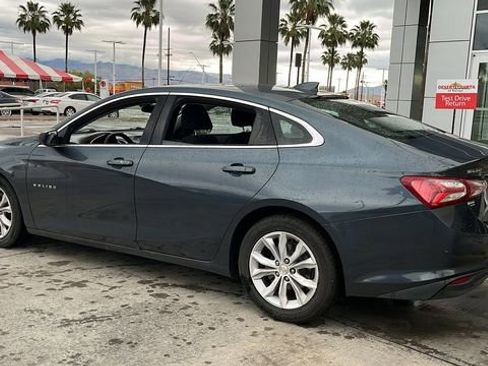 Used 2020 Chevrolet Malibu LT FWD image 4