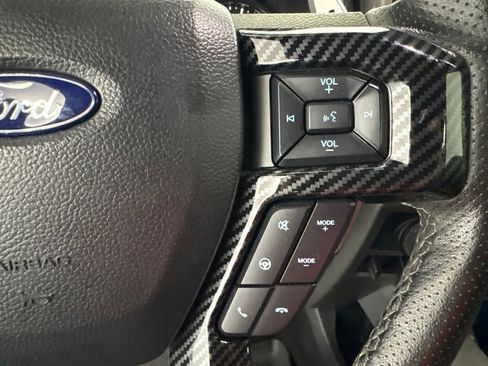 Used 2018 Ford F150 Raptor w/ Equipment Group 802A Luxury AWD/4WD image 20