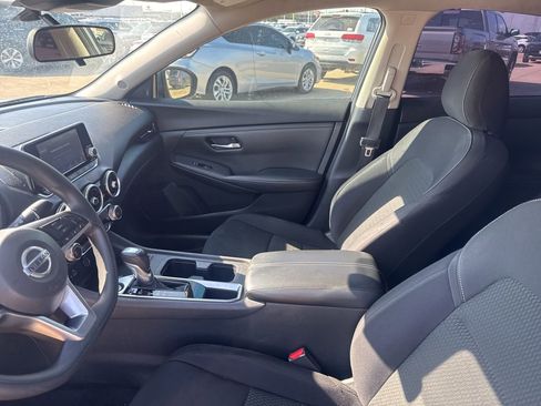 Used 2020 Nissan Sentra S image 38