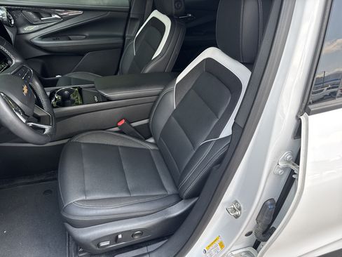 Certified 2024 Chevrolet Blazer EV LT AWD/4WD image 11